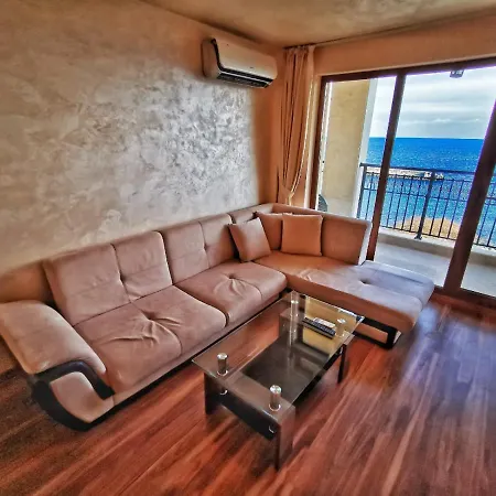 Apartment Seaview One Bedroom Flat *