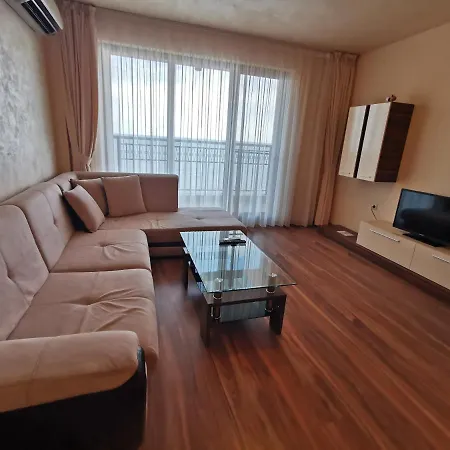 Seaview One Bedroom Flat Apartman